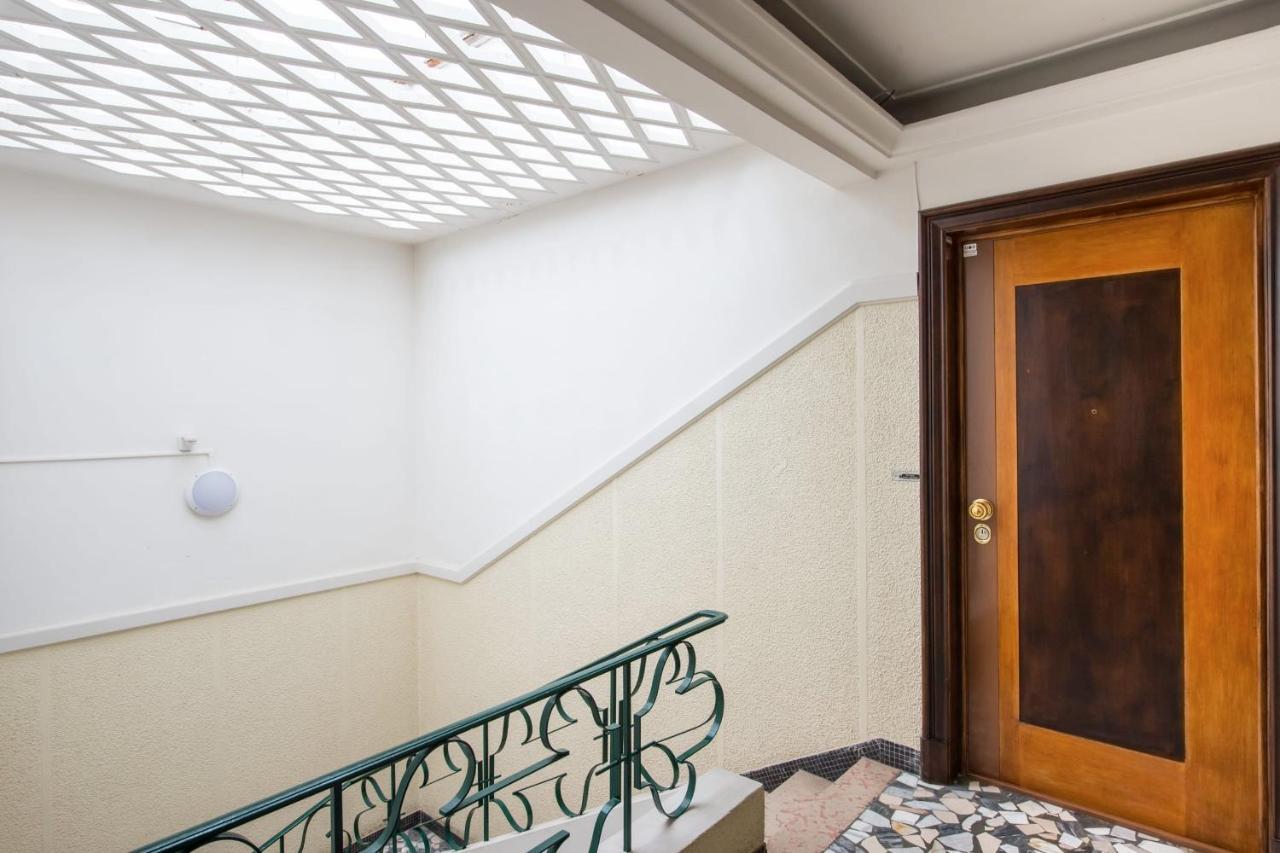 Fleurs De Nice Furnished Flat Lägenhet Exteriör bild